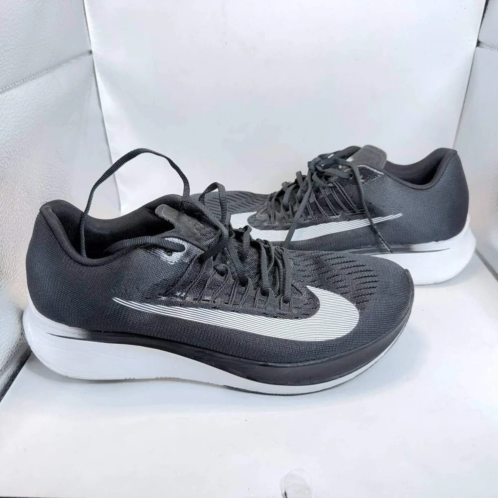 Nike Zoom Fly Mens 8.5 Black White Racing Running Shoes 880848-001 Excellent